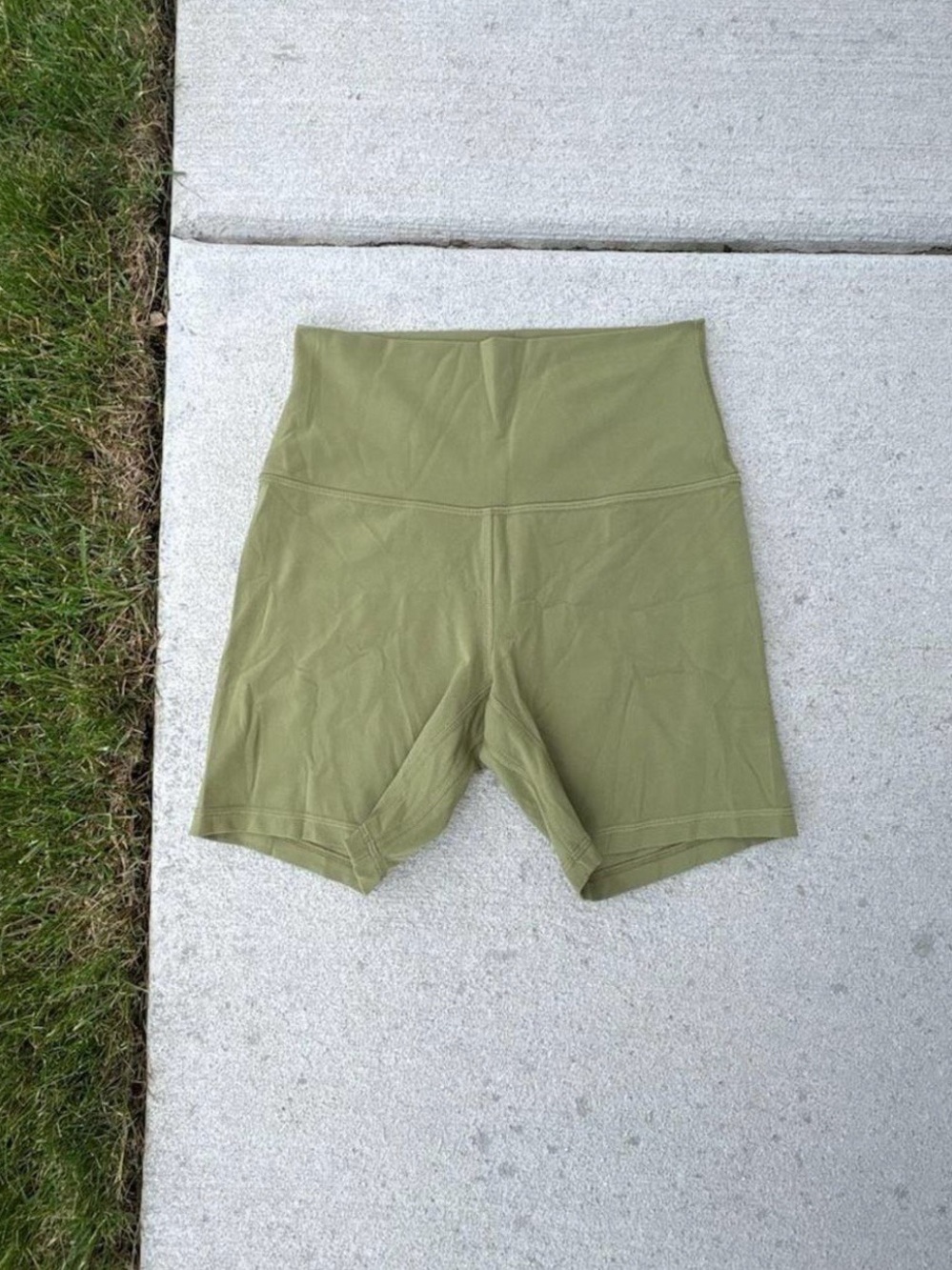 Lululemon Olive Green Women’s Bike Shorts